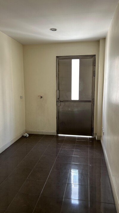 ไพลิน ปาร์ค รัตนาธิเบศน์