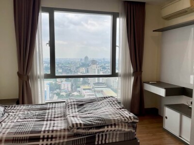 ทรู ทองหล่อ / Thru Thonglor-7