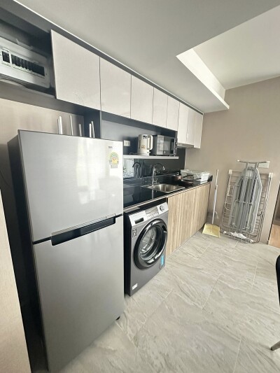 ลอยด์ ศูนย์วิจัย - ทองหล่อ / LLOYD Soonvijai - Thonglor-4