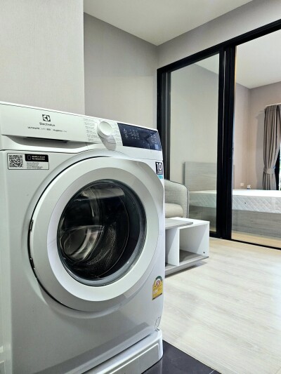 เอ สเปซ เมกา / A space Mega