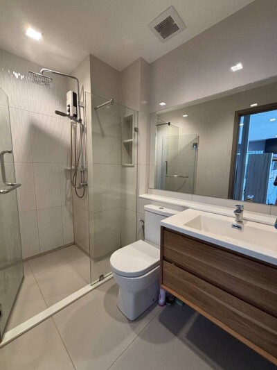 ไลฟ์ อโศก - พระราม 9 / Life Asoke - Rama 9