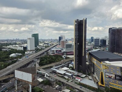 เดอะ เซนต์ เรสสิเด้นเซส / The Saint Residences