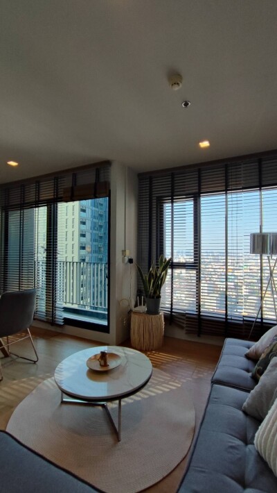 ไลฟ์ อโศก - พระราม 9 / Life Asoke - Rama 9