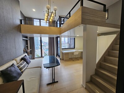 ชีวาทัย เรสซิเดนซ์ อโศก / Chewathai Residence Asoke