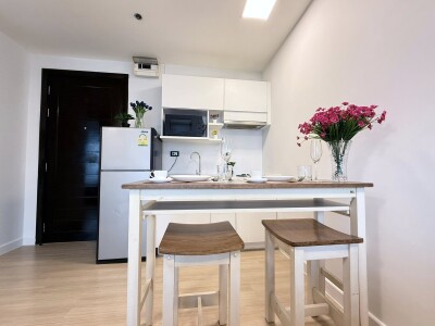 ทรู ทองหล่อ / Thru Thonglor-13