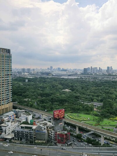 เดอะ เซนต์ เรสสิเด้นเซส / The Saint Residences