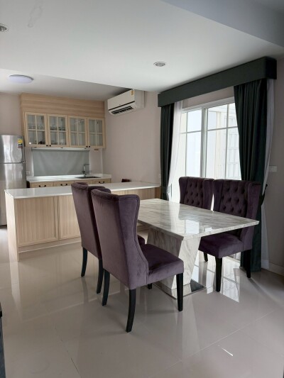 ปล่อยเช่า หมู่บ้านเดอะวิลเลจ บางนา-9