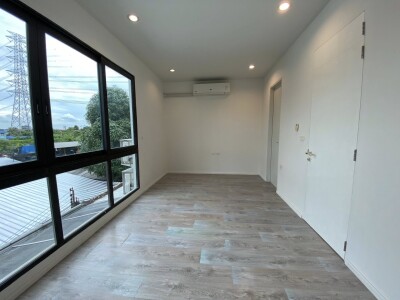 โคราซอน ประชาชื่น-8