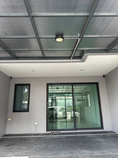 โคราซอน ประชาชื่น-1