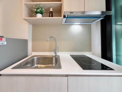 ชีวาทัย ฮอลล์มาร์ค ลาดพร้าว-โชคชัย 4 เฟส 2  1 ห้องนอน, 1 ห้องน้ำ, 1 ห้องครัว, 1 ห้องนั่งเล่น 27 ตรม. ชั้น 6 ตึก D-8