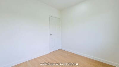 พฤกษาวิลล์ 27 มีนบุรี - สุขาภิบาล 2 / เนื้อที่ : 24 ตารางวา 3 ห้องนอน 2 ห้องน้ำ 1 ที่จอดรถ 1 ห้องครัว 1 ห้องรับแขก