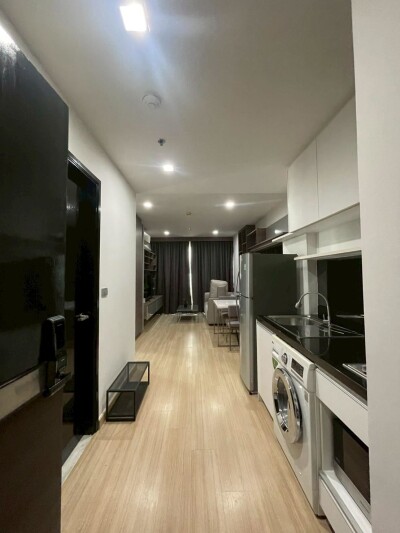 สกายวอล์ค และ เวลซ์ เรสซิเดนซ์ / Sky Walk & Weltz Residence-6