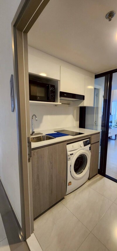 ออริจิ้น ปลั๊กแอนด์เพลย์ รามคำแหง ทริปเปิ้ล สเตชั่น Duplex 2 ชั้น  32 ตร.ม.ชั้น 5 ใกล้  MRT แยกลำสาลีและเดอะมอลล์บางกะปิ-6