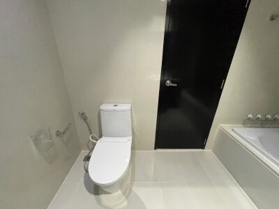 สกายวอล์ค และ เวลซ์ เรสซิเดนซ์ / Sky Walk & Weltz Residence-8