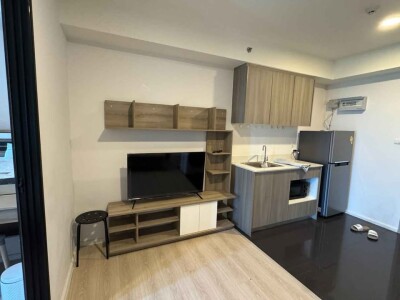 เอ สเปซ เมกา / A space Mega-2