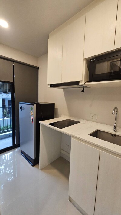 ให้เช่า คอนโด เอสคิว สุขุมวิท 101/1 / ESQUE Sukhumvit 101/1 ขนาด  25 ตร.ม. 1 ห้องนอน 1 ห้องน้ำ ชั้น 2-8