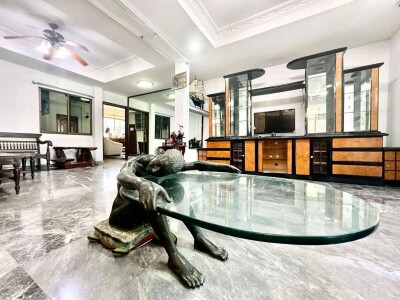 🏡 บ้านให้เช่า สุดหรู บนถนนราชพฤกษ์ / 🛏 7 ห้องนอน 🛁 5 ห้องน้ำ