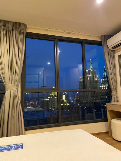 คิว ชิดลม - เพชรบุรี / Q Chidlom - Phetchaburi