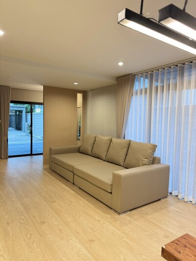 โคโม่ โบทานิก้า บางนา-3