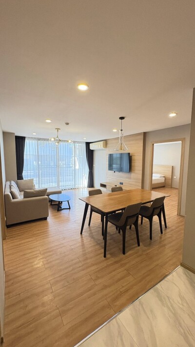 บลิส บาย เดอะ โอภัส / Bliss by the Opus