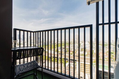 เดอะ เบส เพชรบุรี - ทองหล่อ / THE BASE Phetchaburi - Thonglor