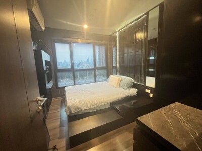 เดอะ เบส พาร์ค อีสท์ / The Base Park East