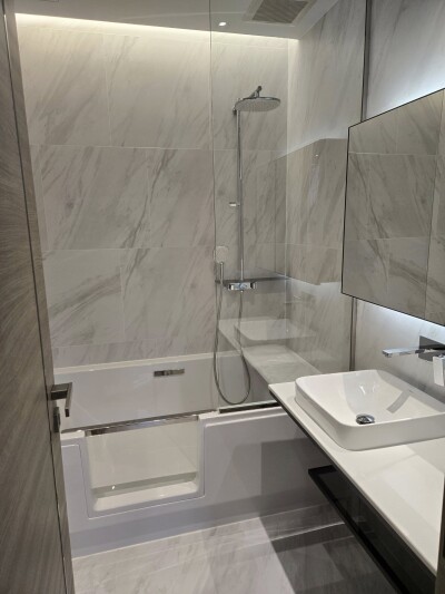 เดอะ รูม สุขุมวิท 38 / The Room Sukhumvit 38