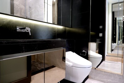 28 ชิดลม / 28 Chidlom