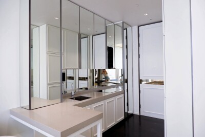 28 ชิดลม / 28 Chidlom