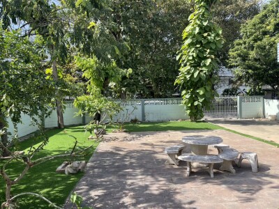 หมู่บ้านปลาทอง ศรีนครินทร์-2