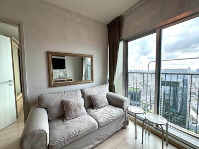 โนเบิล รีวอลฟ์ รัชดา 2 / Noble Revolve Ratchada 2