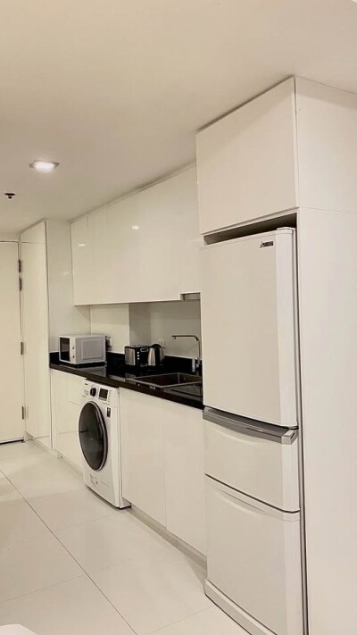 เดอะ เทรนดี้ คอนโดมิเนียม / The TRENDY Condominium