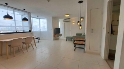 เจ. ซี. ทาวเวอร์ / J.C. Tower