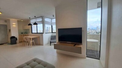 เจ. ซี. ทาวเวอร์ / J.C. Tower