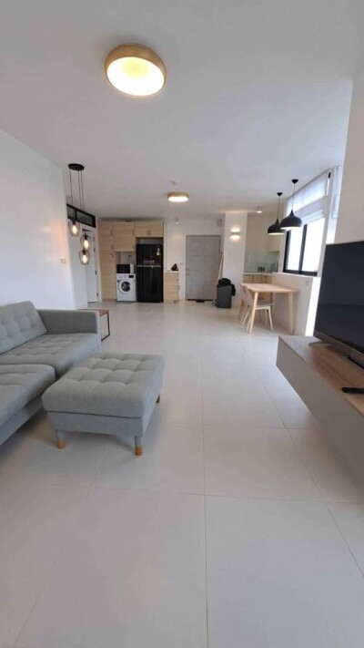 เจ. ซี. ทาวเวอร์ / J.C. Tower