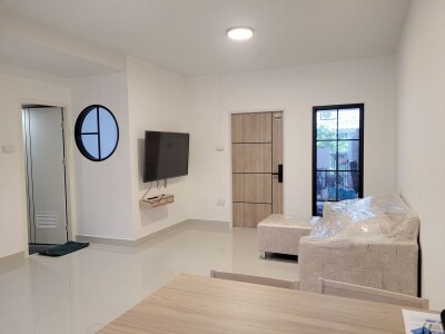 บ้านพฤกษา 12/1 รังสิต คลอง 3 / 18 ตรว., 3 ห้องนอน, 2 ห้องน้ำ, ห้องครัวใหญ่+มินิบาร์ สไตล์วินเทจ