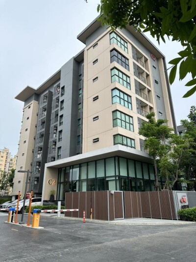 เอสเพน คอนโด ลาซาล / Aspen Condo Lasalle-20