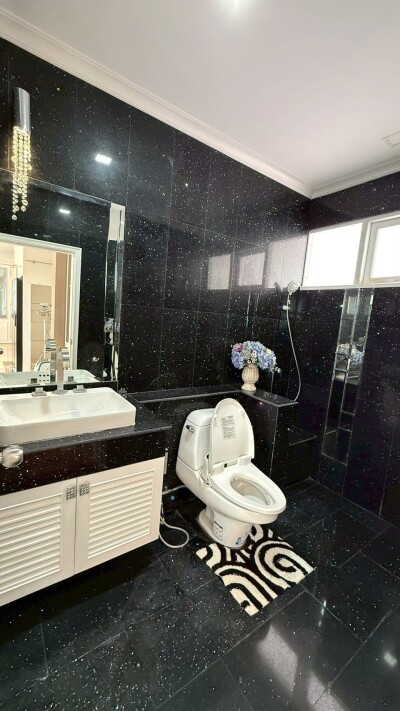 เพอร์เฟค มาสเตอร์พีซ สุขุมวิท 77-22