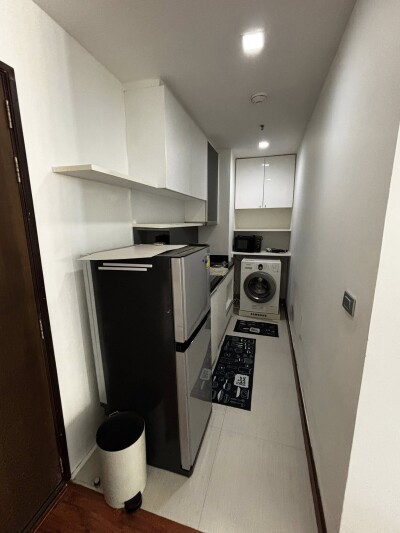 สกายวอล์ค และ เวลซ์ เรสซิเดนซ์ / Sky Walk & Weltz Residence-4