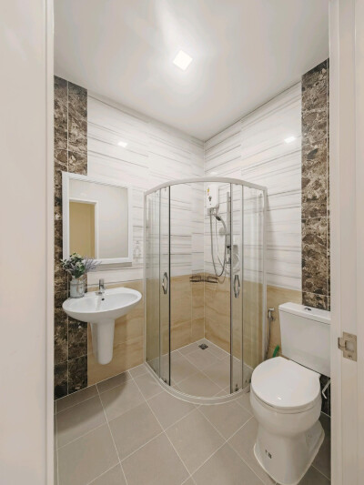 โกลเด้น ทาวน์ ฟิวเจอร์-รังสิต