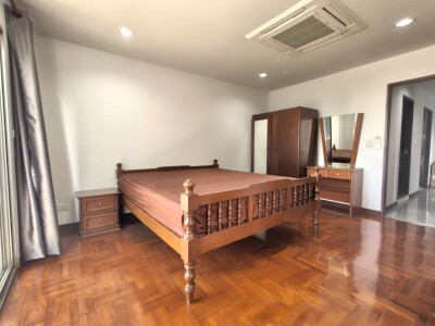 วิทยุ คอมเพล็กซ์ / Wittayu Complex-3