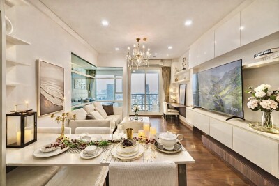 ไอวี่ ทองหล่อ / IVY THONGLOR