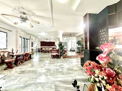 🏡 บ้านให้เช่า สุดหรู บนถนนราชพฤกษ์ / 🛏 7 ห้องนอน 🛁 5 ห้องน้ำ