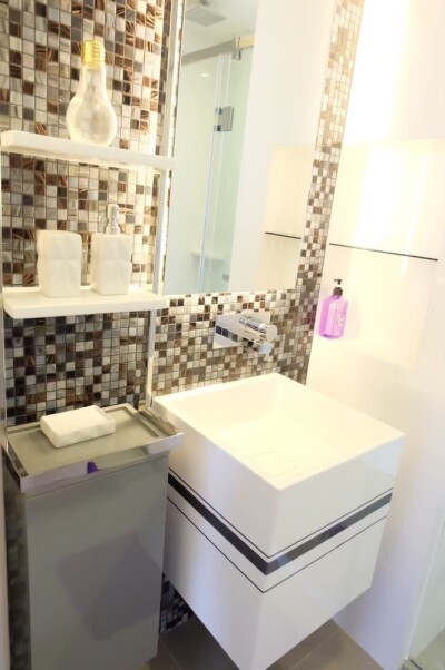 เดอะรูม พระราม 4 / The Room Rama 4-10