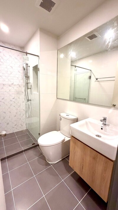 ชีวาทัย ปิ่นเกล้า / Chewathai Pinklao