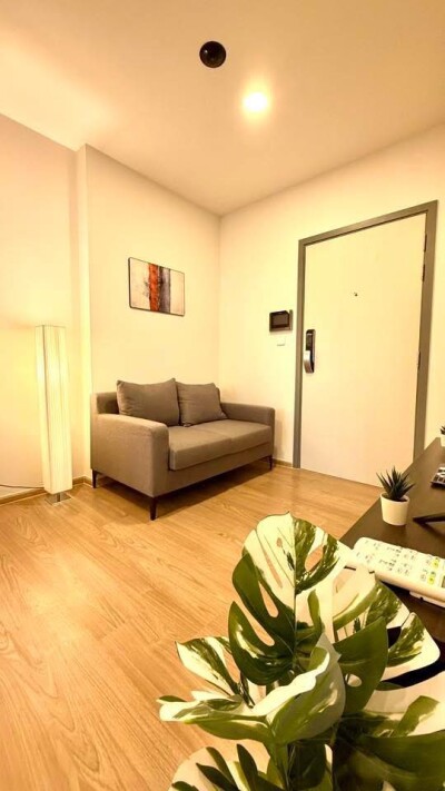 ชีวาทัย ปิ่นเกล้า / Chewathai Pinklao