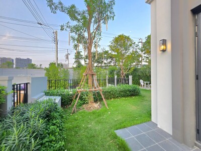 แกรนด์ พลีโน่ สุขุมวิท - บางนา