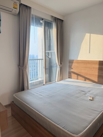 ริธึ่ม พหลฯ - อารีย์ / Rhythm Phahon - Ari