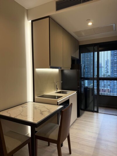 เดอะ รูม พญาไท / The Room Phayathai