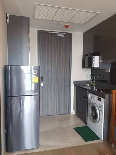 แอชตัน อโศก / Ashton Asoke